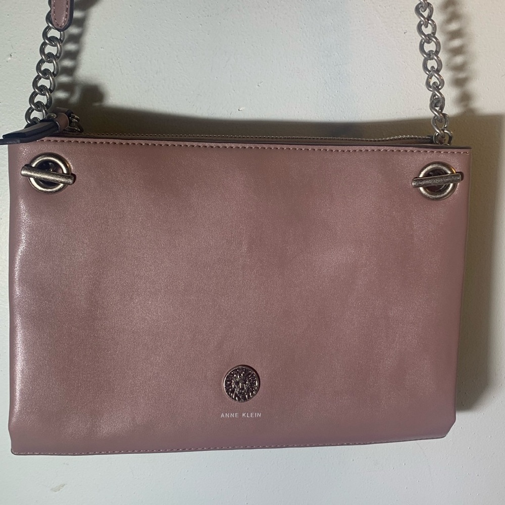 Anne Klein mauve leather crossbody bag